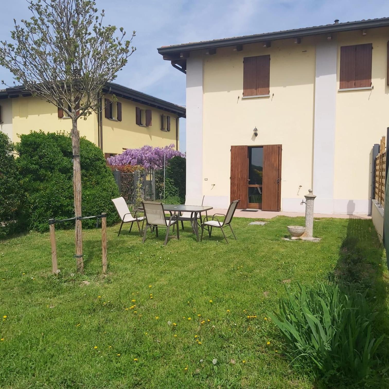 Вілла Casa Il Giuggiolo, Relax Nella Motor Valley Сант'Аґата-Болоньєзе Екстер'єр фото